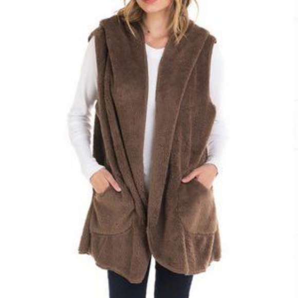Zenana Outfitters Jackets & Blazers - Hooded Faux Fur Vest